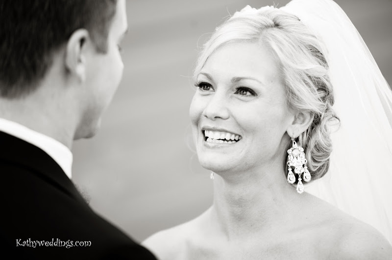 bride and groom portraits