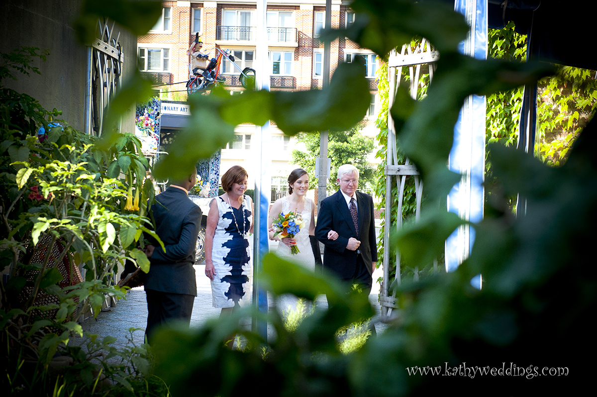 www.kathyweddings.com, American Visionary Art Museum Wedding, Baltimore Wedding, Wedding Photography025