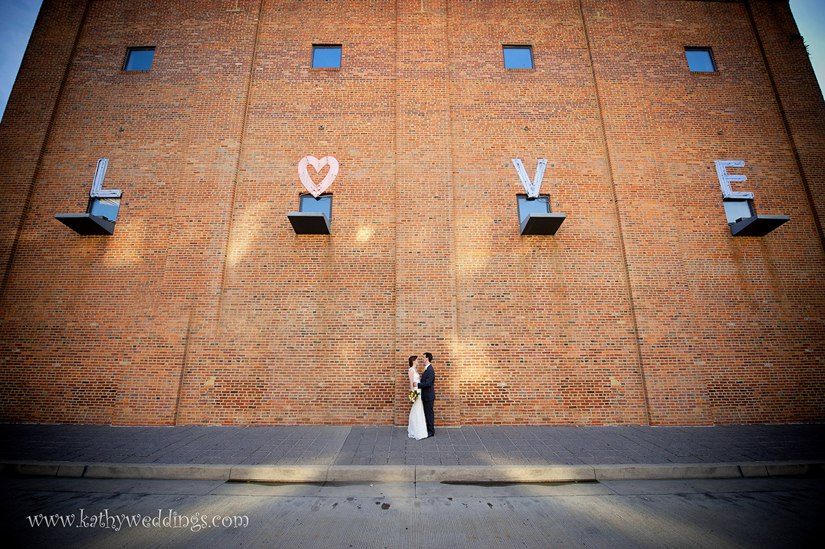 www.kathyweddings.com, American Visionary Art Museum Wedding, Baltimore Wedding, Wedding Photography036